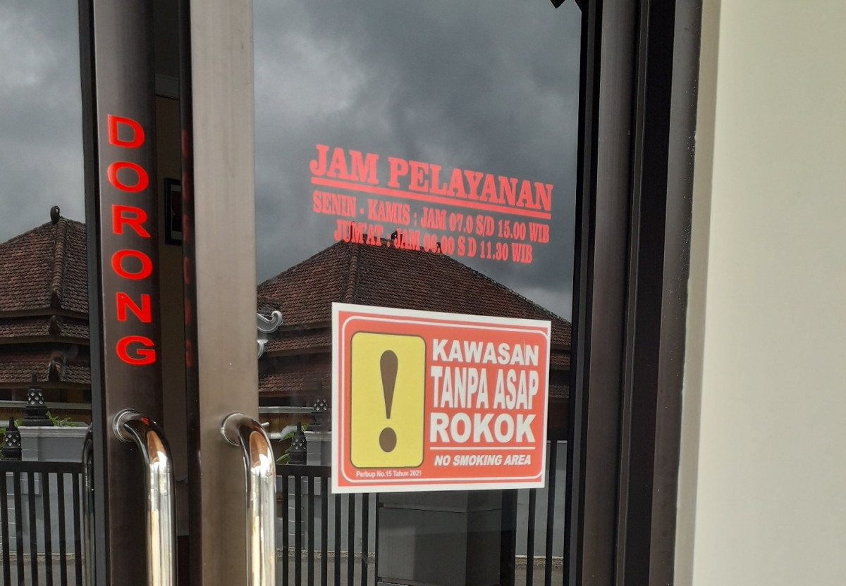 Dukungan Kawasan Tanpa Rokok (KTR) dalam Layanan Administrasi Kependudukan