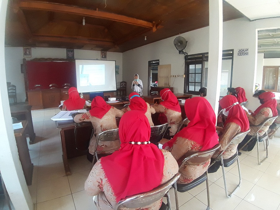Pelatihan Kader TPK dan Refreshing Materi Pendampingan di Kecamatan Keling