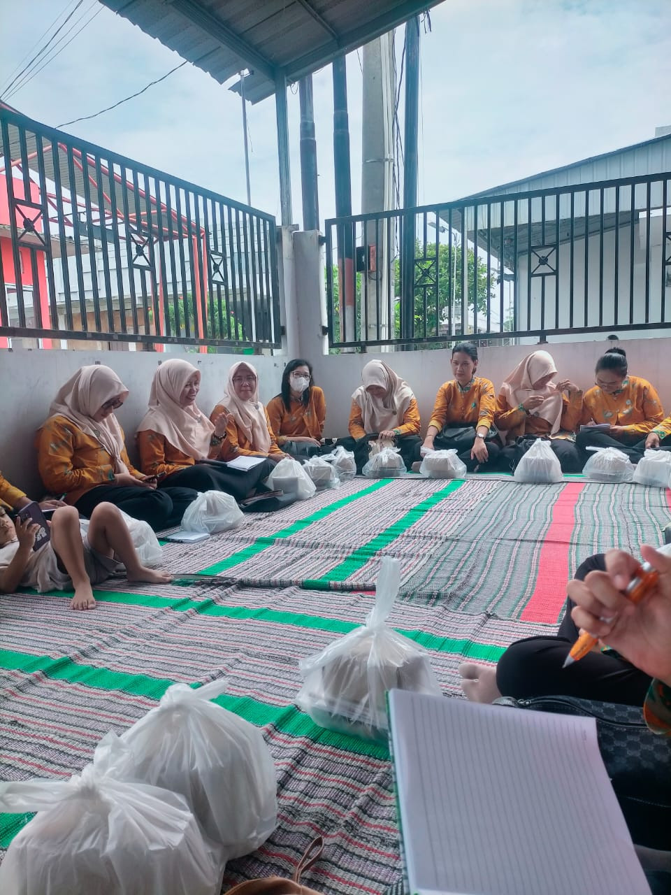 Pertemuan rutin PKK RW 40