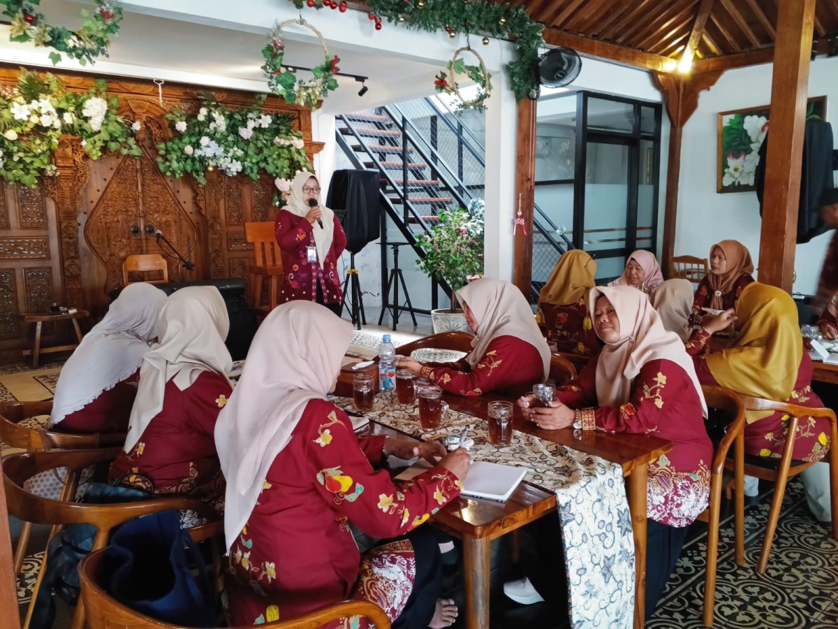 Acara rakorcam se x an perpisahan dg plkb kec mranggen yg pindah tugas