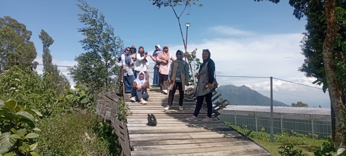 Refresing merupakan kebutuhan juga.