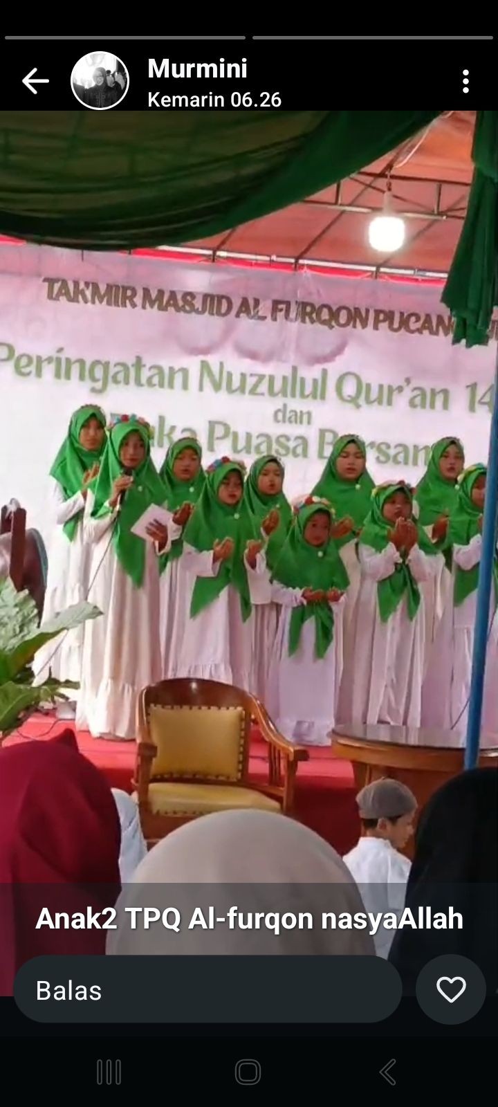 Santriwati2 masjid Al Furqon beraksi