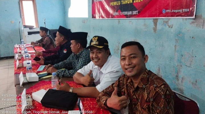Bpk.kepdes Tlogorejo dan sekdes jragung...kompak.