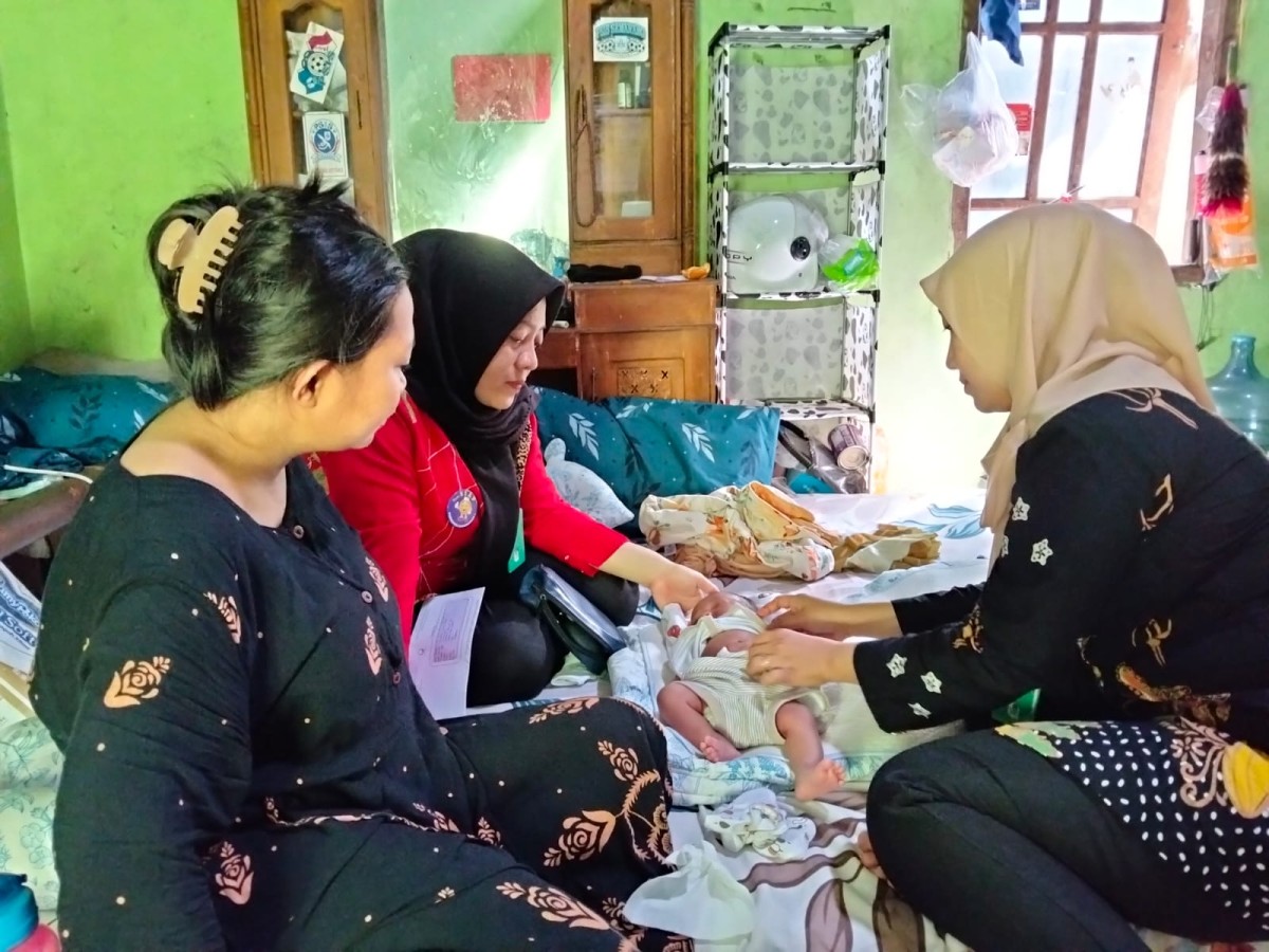 KUNJUNGAN RUMAH IBU PASCA SALIN