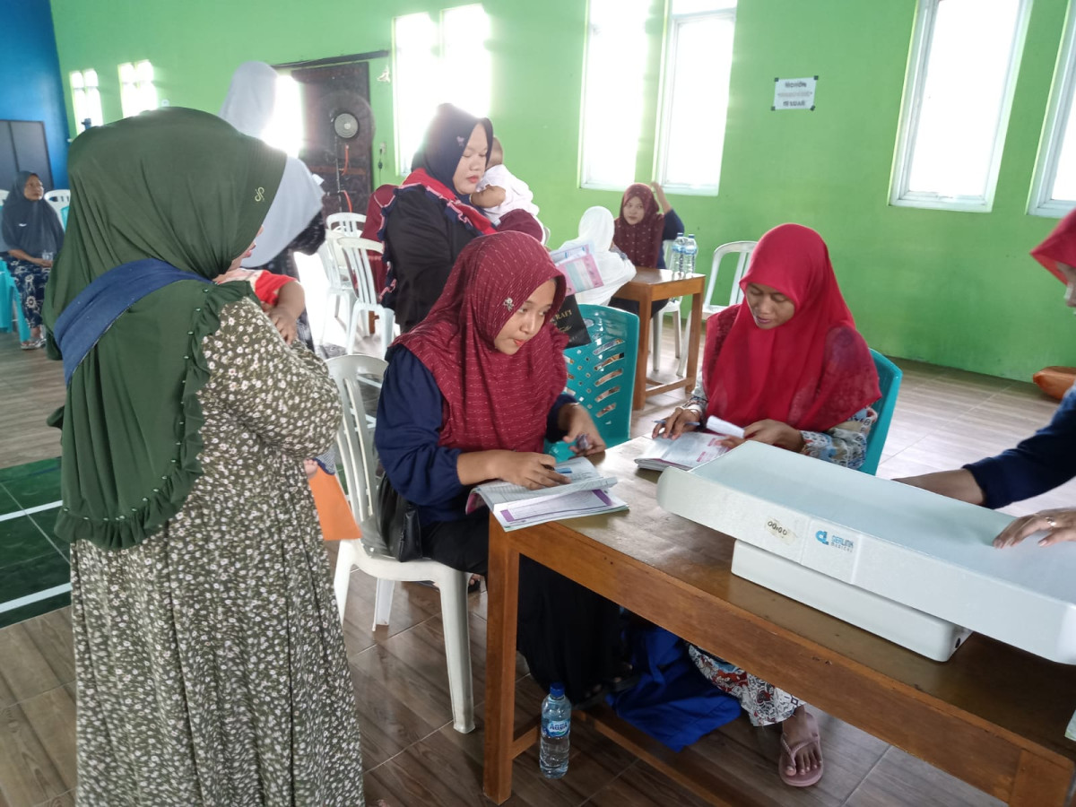 kegiatan pos yandu bayi dan Balita