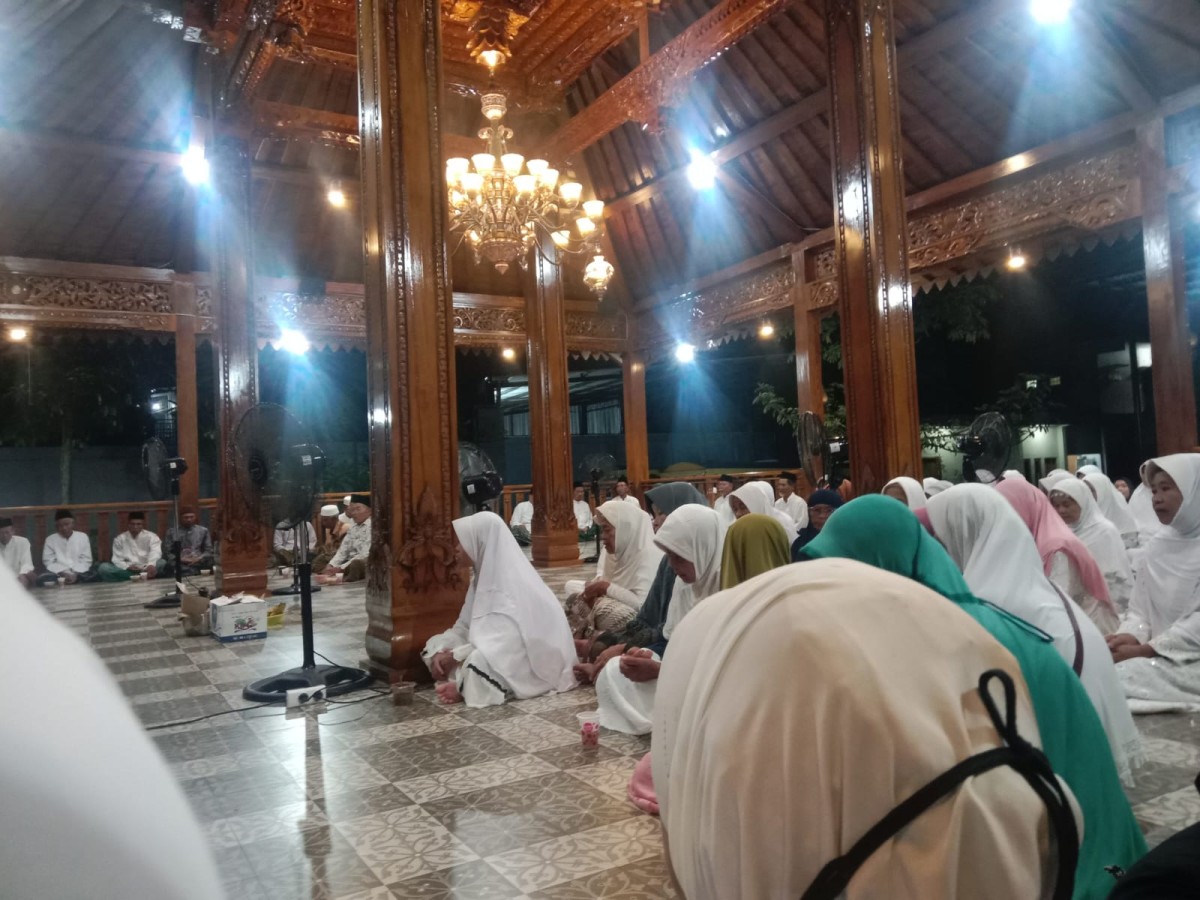 Istighosah & Manakib