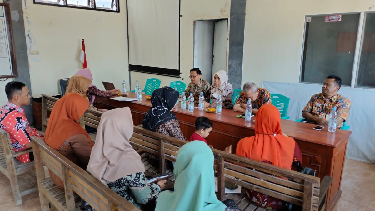 Monev kampung keluarga berkualitas purworejo hebat