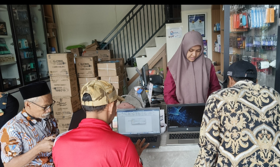 survei toko komputer