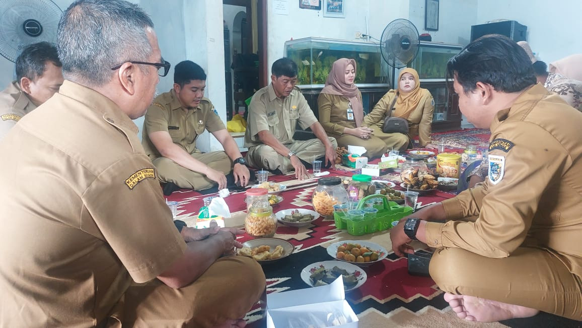 takziah mantan kades gebang