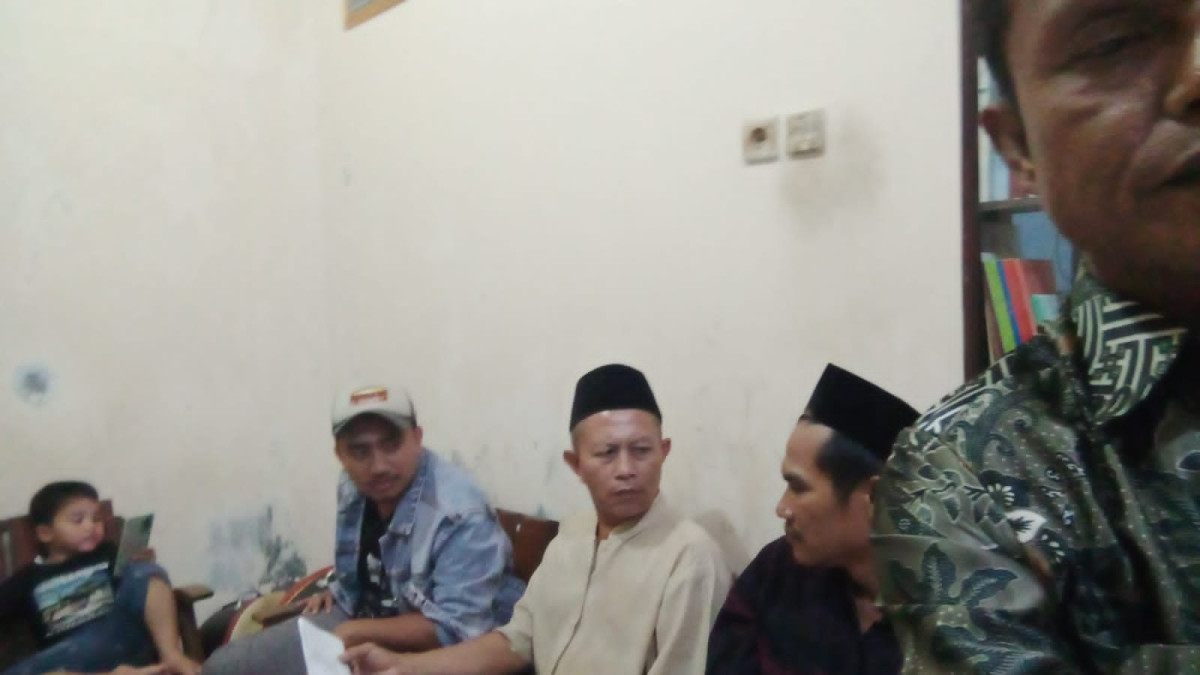 koordinasi pembuatan meja kantor