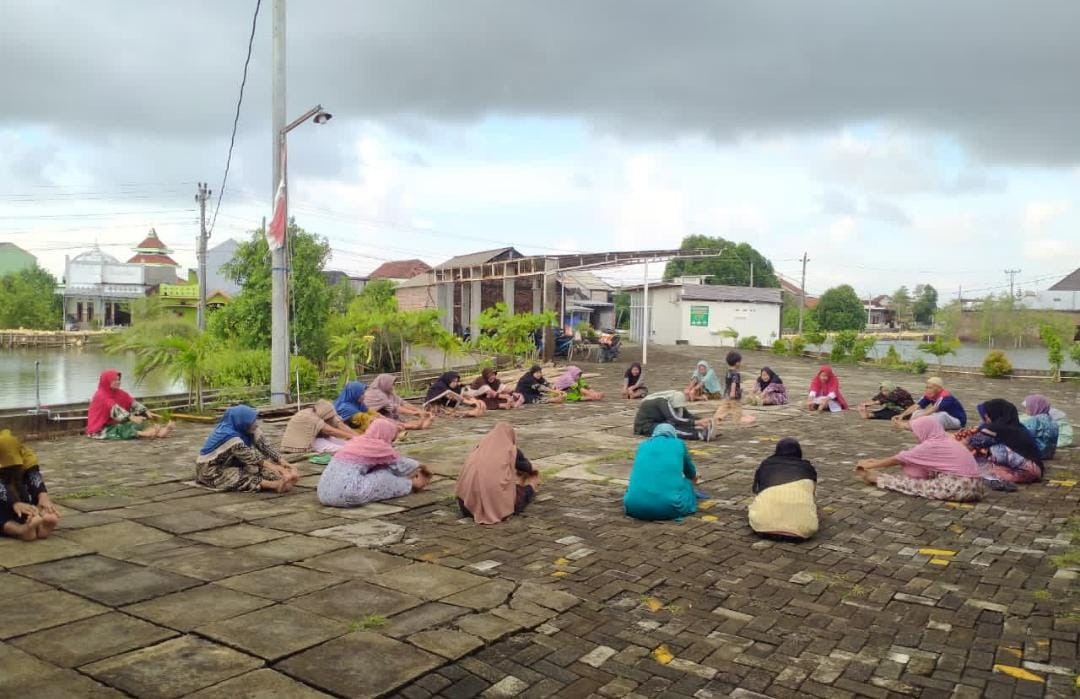 senam lansia untuk kebugaran dan kesehatan bersama