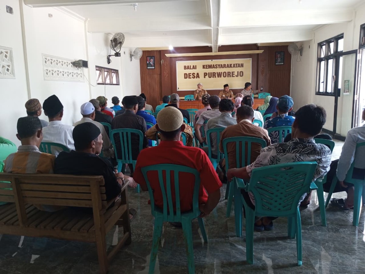 Peetemuan rutin pemdes dengan ketua RW RT sedesa purworejo