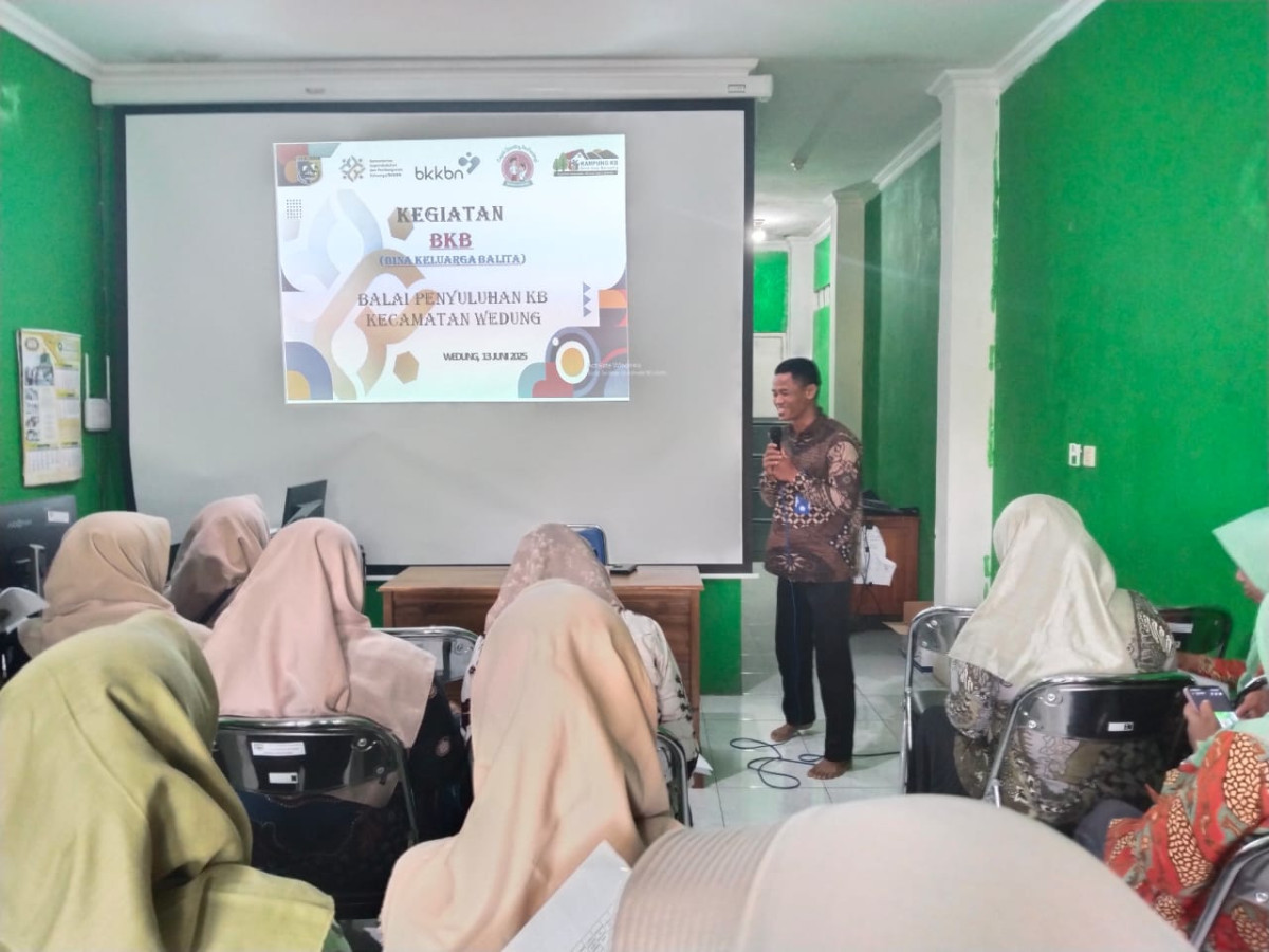 Pembinaan kegiatan kelompok Poktan BKB