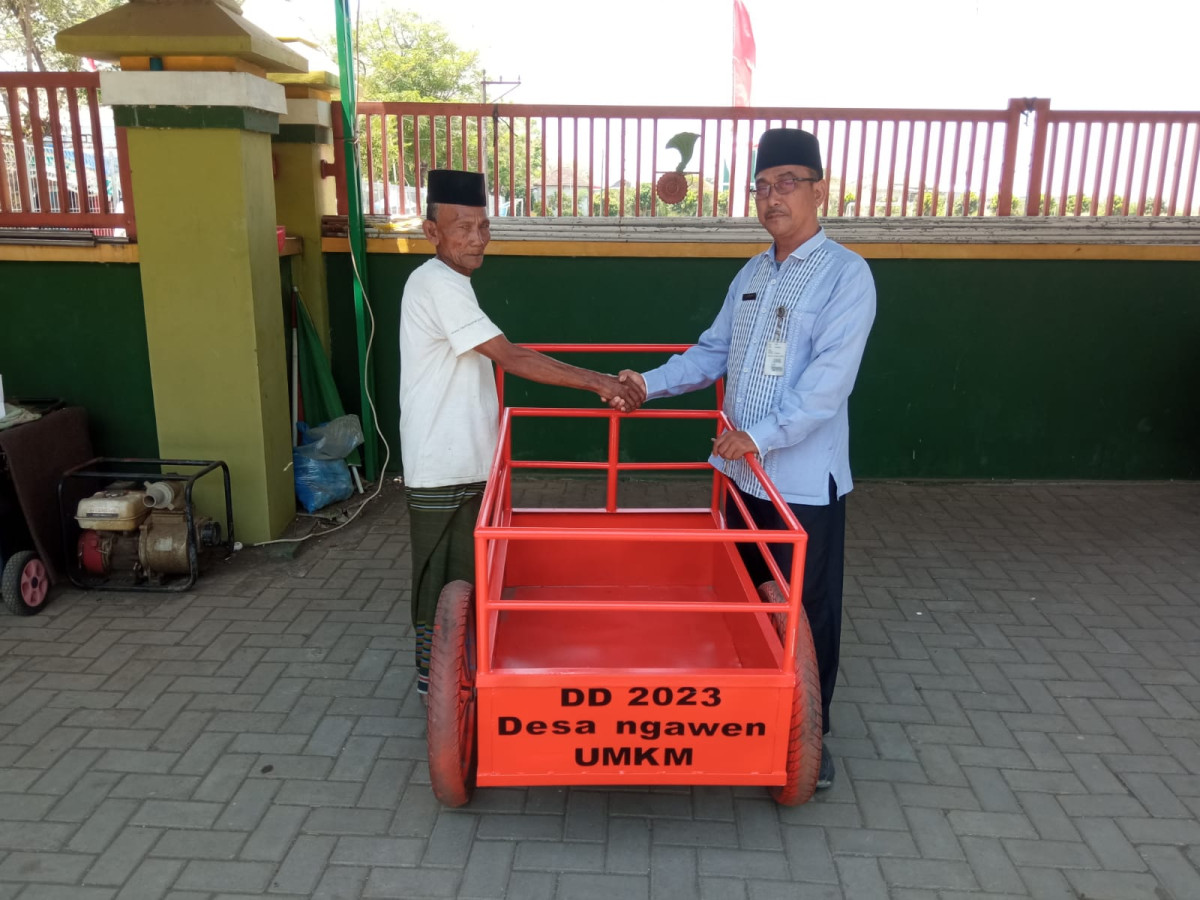 bantuan grobak dorong