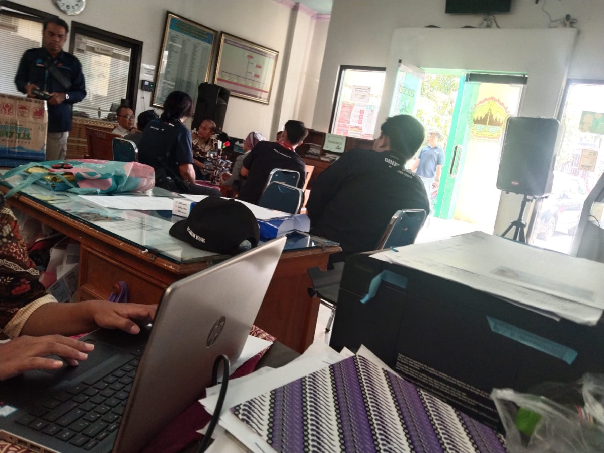 sidak rokok elegal