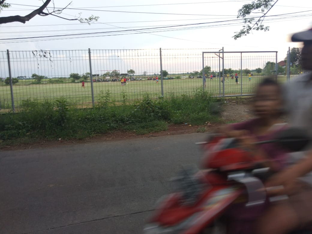 Mainsepak bola