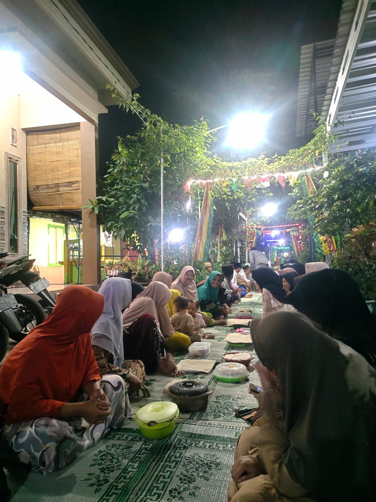 kegiatan Membaca Doa Akhir Tahun di Desa Buko