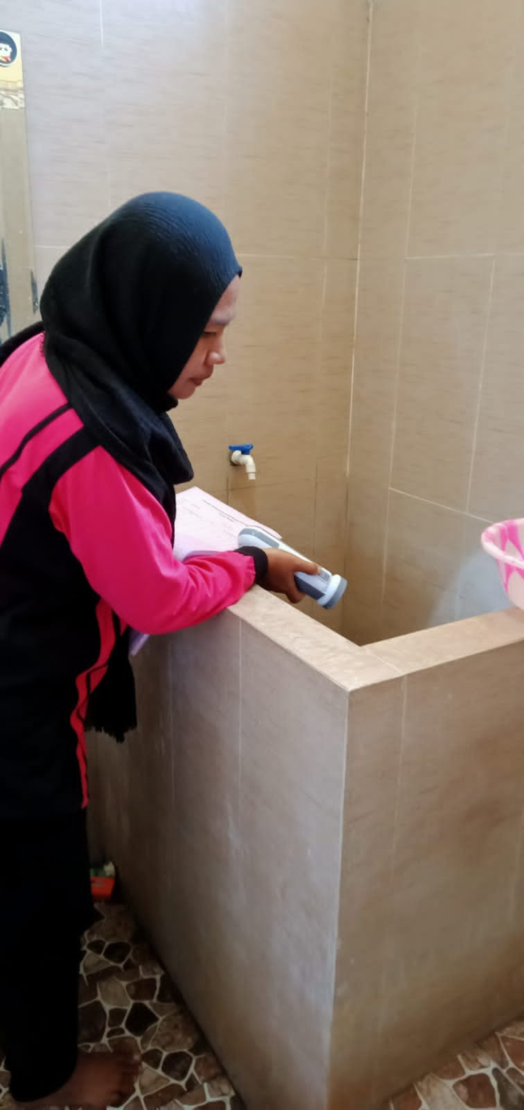 Kegiatan Pemberantasan Sarang Nyamuk (PSN) Bersama Masyarakat Desa Buko