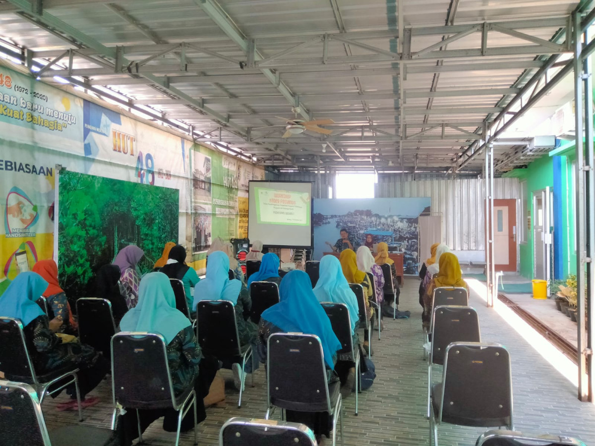 Workshop Kader Posyandu Dalam Penyelenggaraan Posyandu Penimbangan dan Kunjungan Rumah