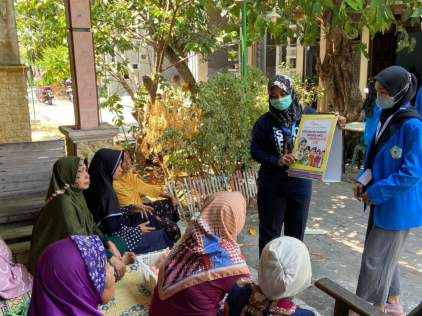 Kegiatan Penyuluhan Tentang Penyakit Menular  TBC Kepada IBU-IBU Dusun Buko