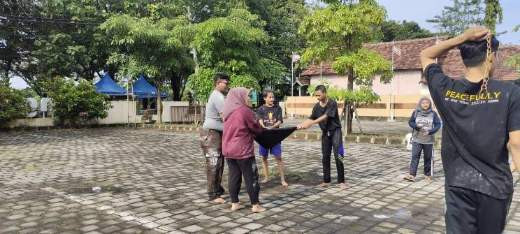 Kegiatan Outbound Karang Taruna Bina Remaja Desa Buko