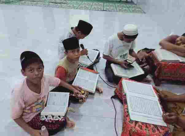 Kegiatan Tadarus Al Qur'an Setiap Malam di Bulan Ramadhan di Kampung KB Cinta Tanah Air Desa Buko