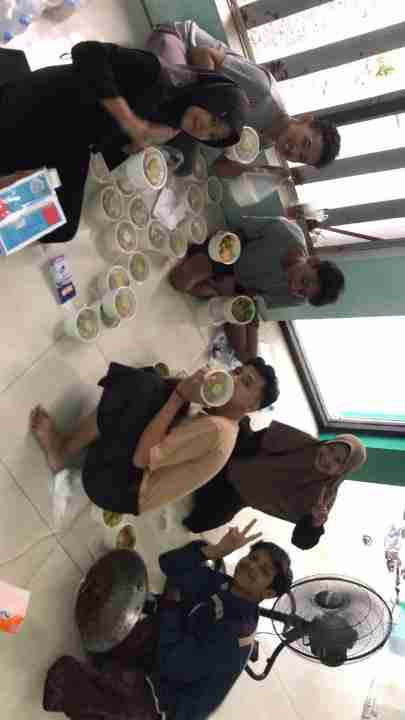Kegiatan Bagi Takjil Bareng IPNU IPPNU Ranting Desa Buko