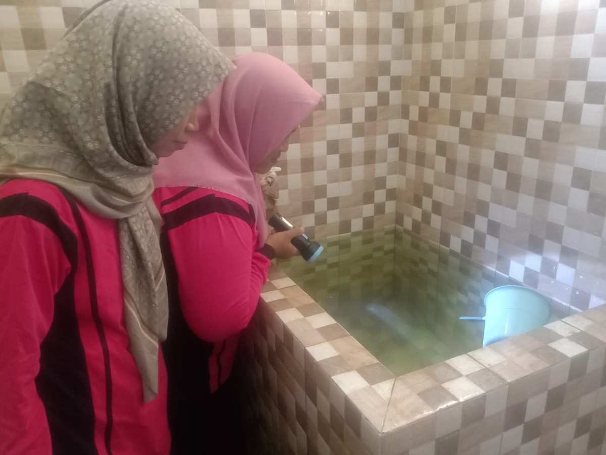 Kegiatan Pemberantasan Sarang Nyamuk (PSN) di RW 03 Bulan Juli 2024