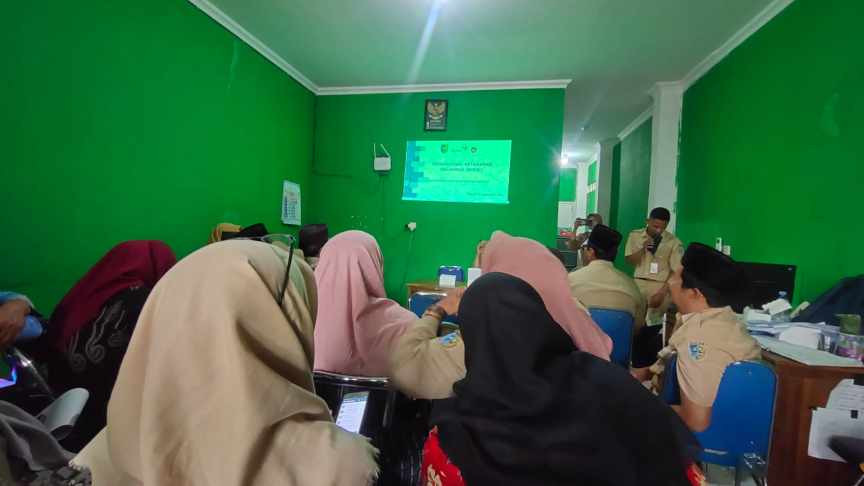 Orientasi Operasional Tenaga Lini Lapangan  Kecamatan Wedung