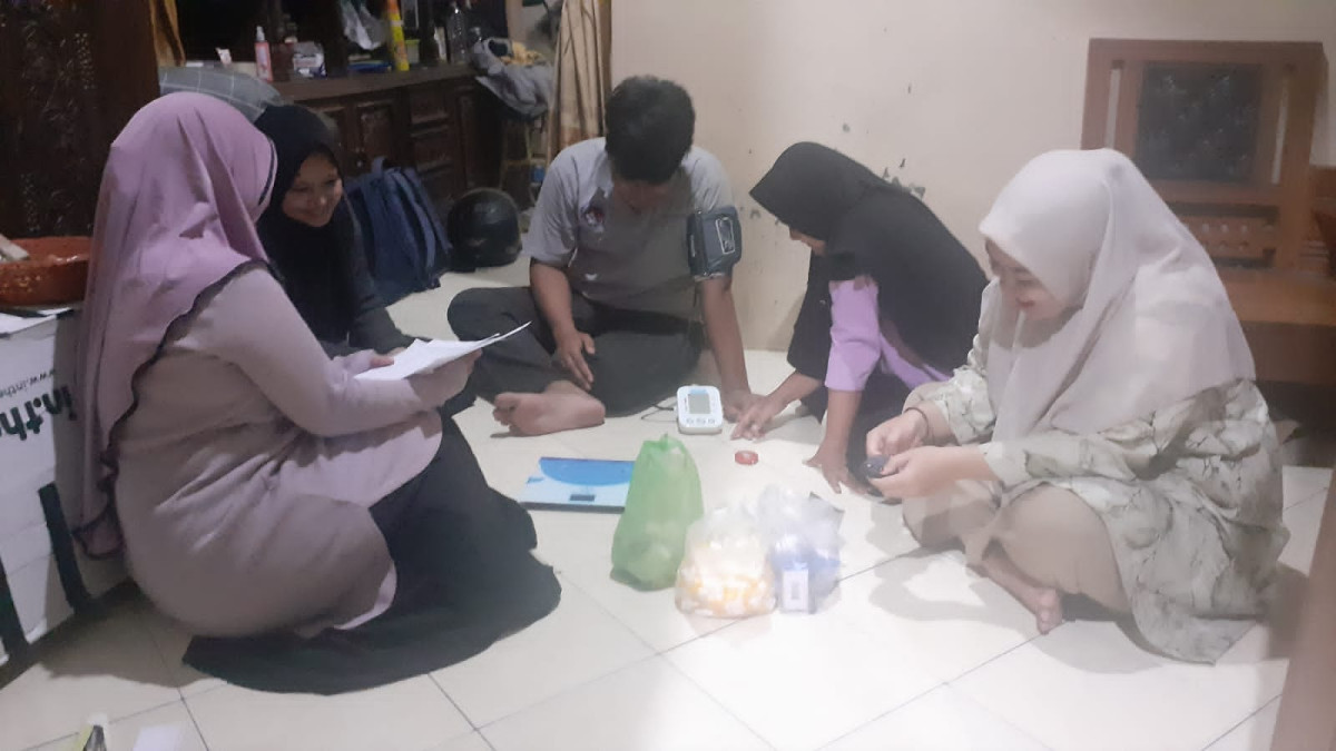 Kegiatan Cek Kesehatan Gratis (CKG) oleh Kader Kesehatan Desa di RT 03 RW 04 Desa Buko Kecamatan Wedung