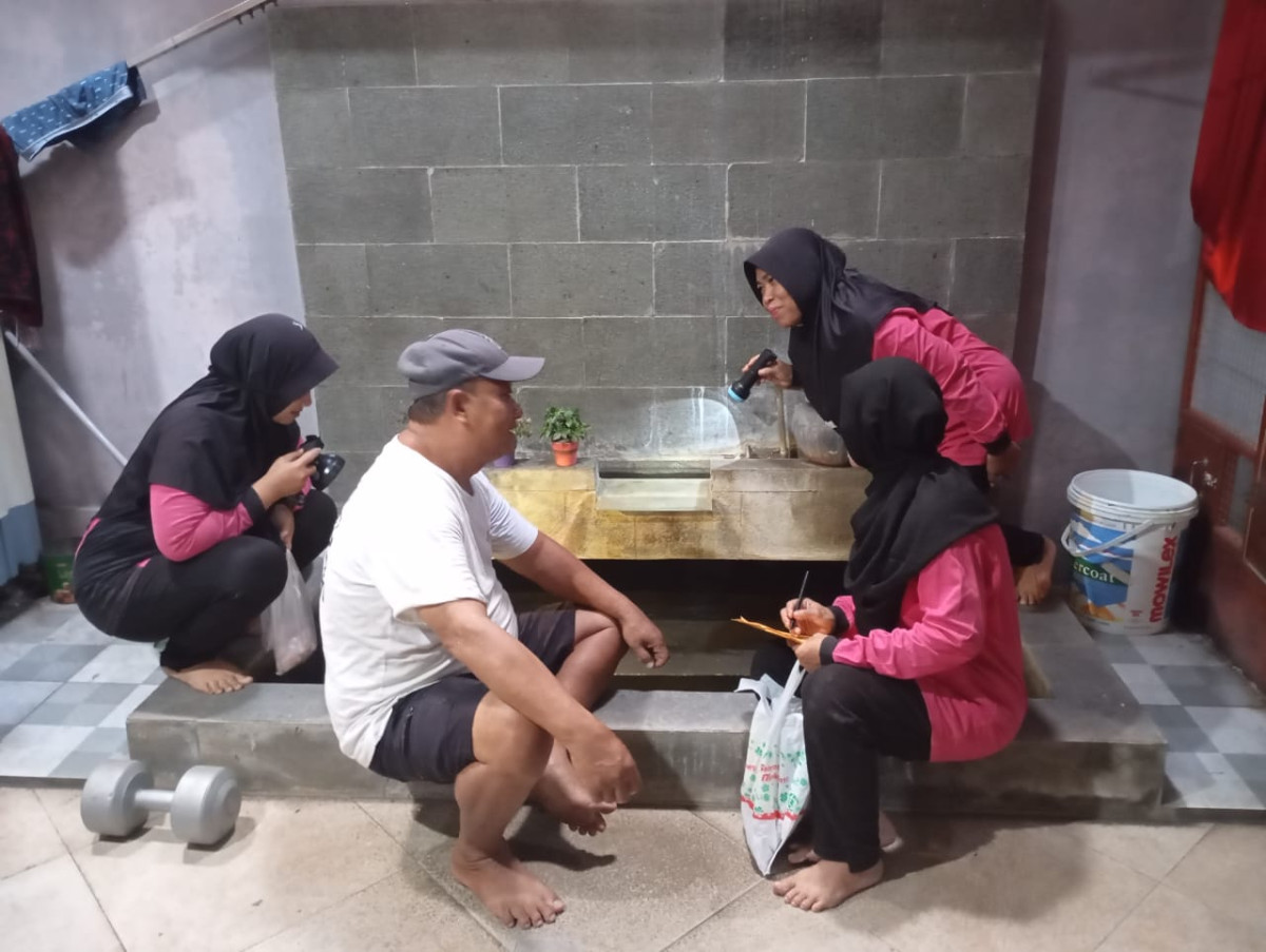 Kegiatan Pemberantasan Sarang Nyamuk (PSN) di RW 03 Bulan Juli 2025