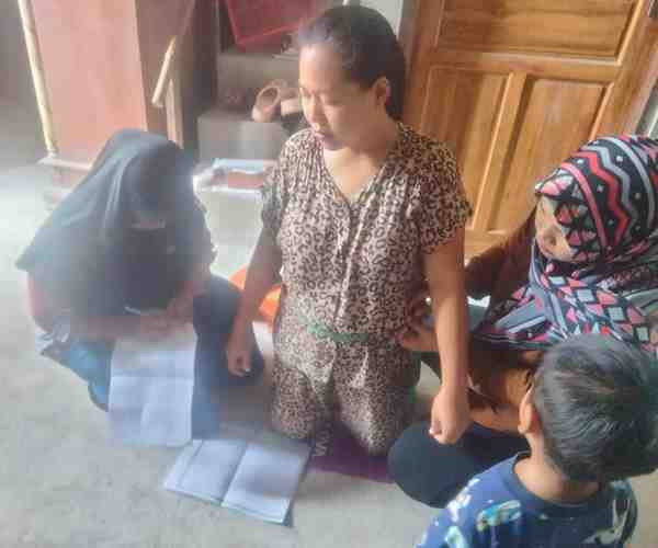 Edukasi Kepada Ibu Hamil dan Pemberian Tablet Tambah Darah di RW 06 Desa Buko Kecamatan Wedung