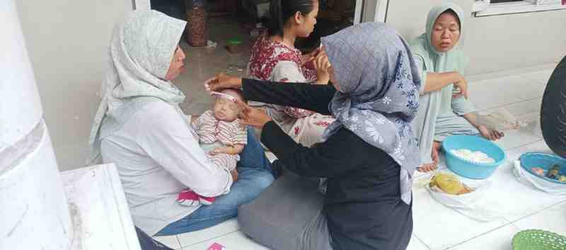 Edukasi Kepada Ibu Balita Untuk Memberikan Makanan Yang Bergizi di RW 01 Desa Buko Kecamatan Wedung
