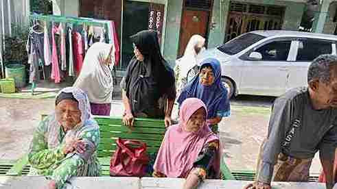 Memberikan Pelayanan Posyandun ILP Kepada Pasangan Usia Subur untuk Menjaga Kesehatan Badan dan Edukasi Pelayanan KB MKJP di MelatiI II (Dua) Bulan November Tahun 2025