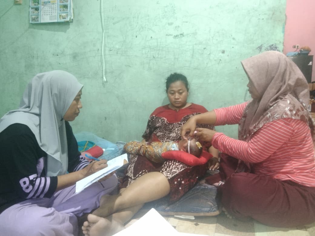 Pemantauan Tumbuh Kembang Balita dan Pemberian Edukasi Kepada Ibu Balita Untuk Memberikan Makanan Yang Bergizi di RW 01 RW 07Desa Buko Kecamatan Wedung