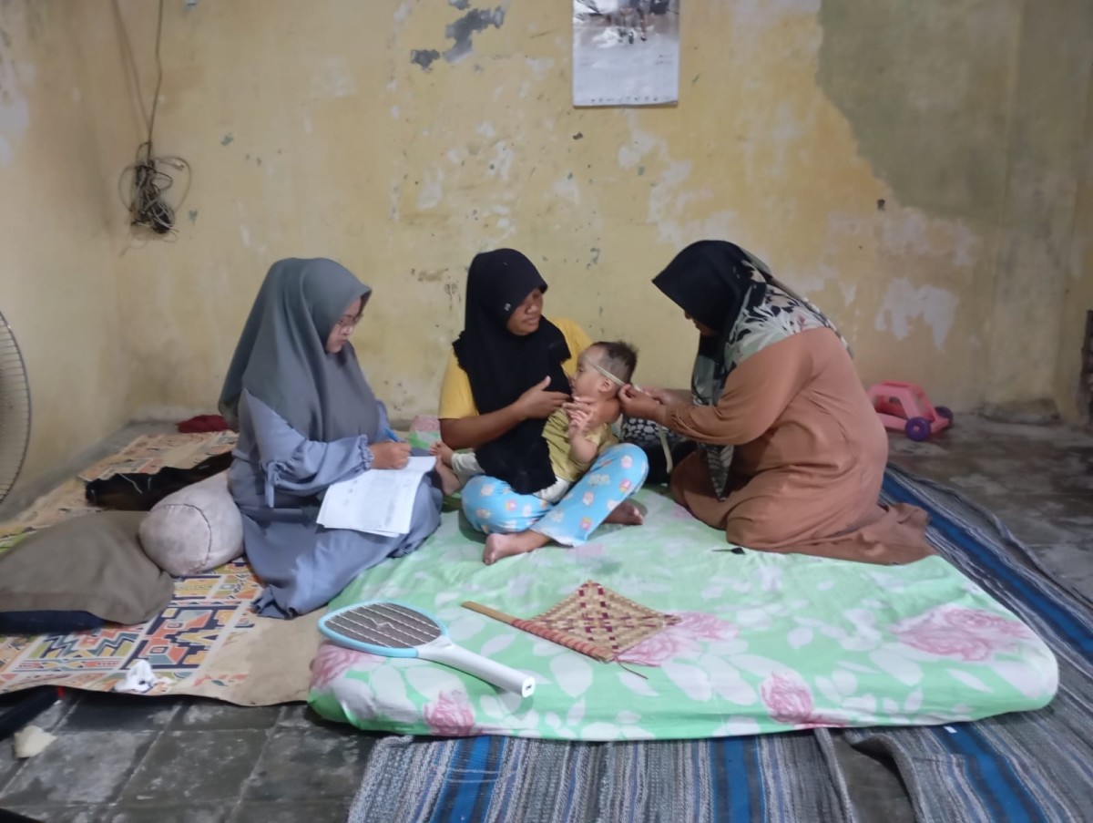 Pemantauan Tumbuh Kembang Balita dan Pemberian Edukasi Kepada Ibu Balita Untuk Memberikan Makanan Yang Bergizi di RW 02 dan RW 03 Desa Buko Kecamatan Wedung