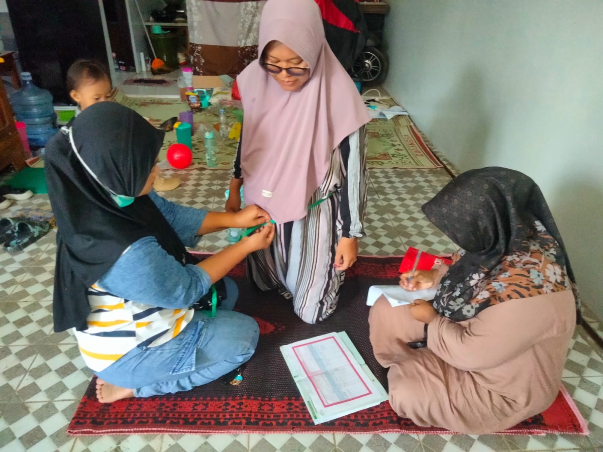 Edukasi Kepada Ibu Hamil dan Pemberian Tablet Tambah Darah diRW 06 dan RW 08  Desa Buko Bulan April Kecamatan Wedung