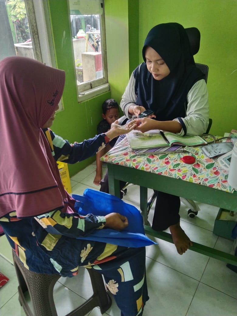 Pemeriksaan GDS pada bumil desa mandung