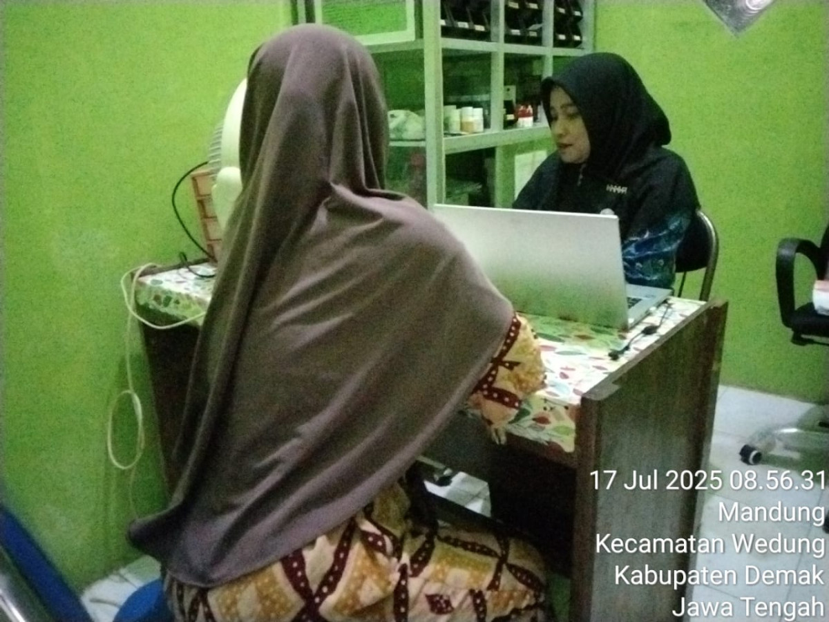 Pelayanan pemeriksaan kesehatan di pkd mandung