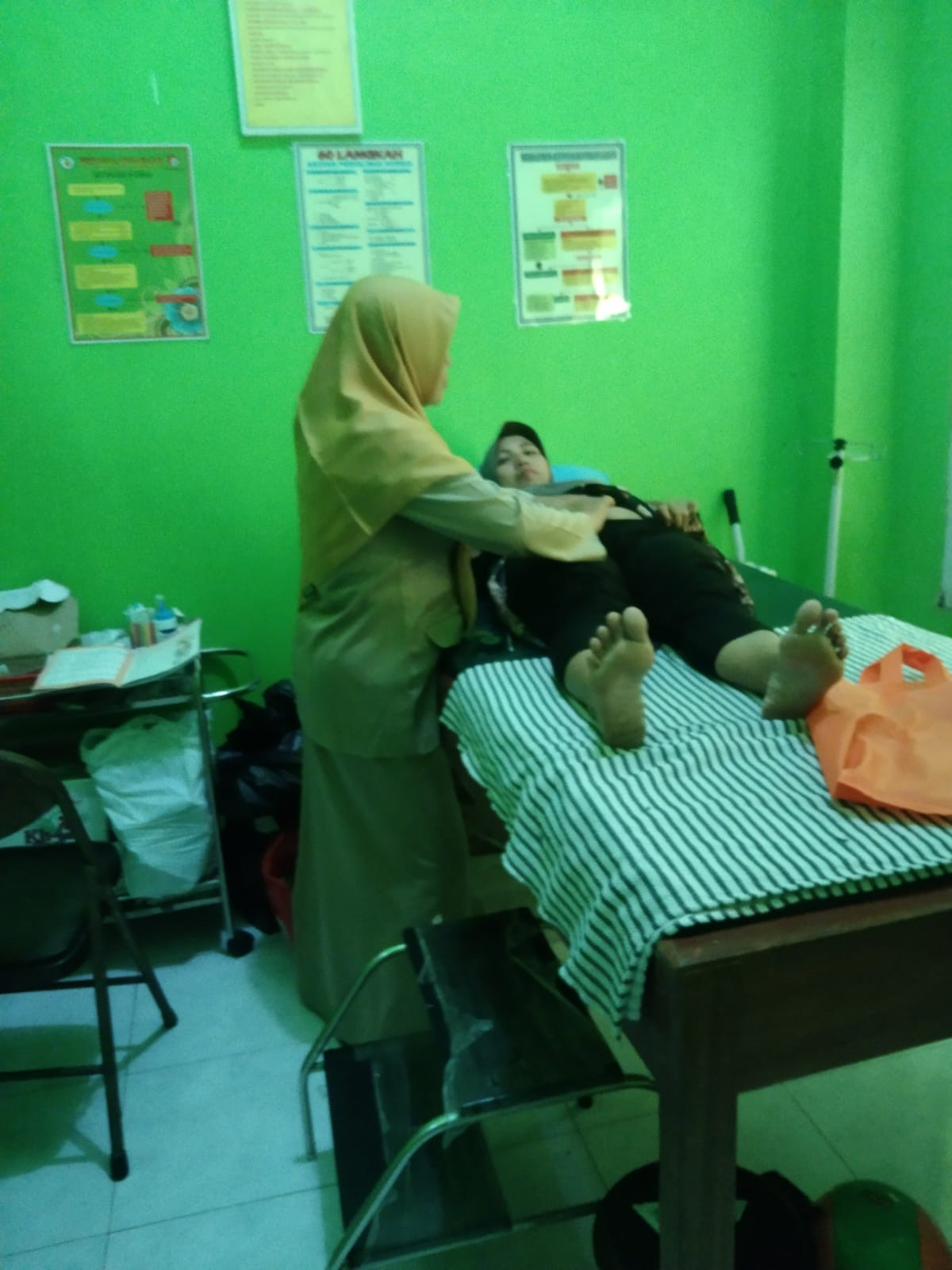 Pemeriksaan bumil di PKD