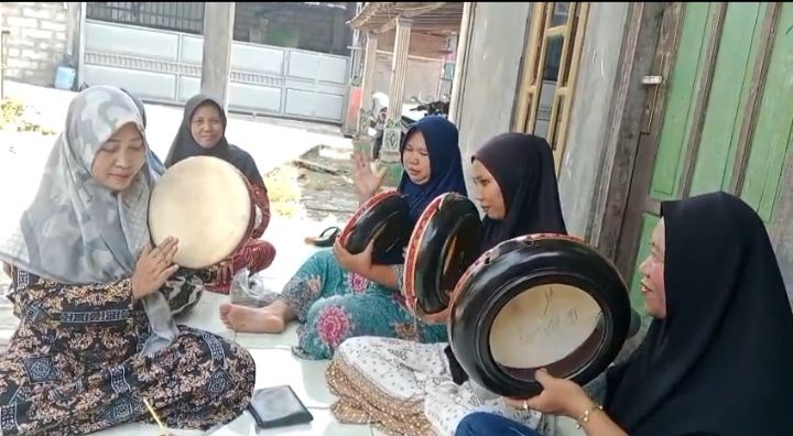 Latihan rebana
