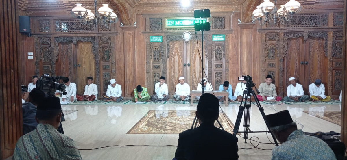 Pengajian Houl  Al Magfurllah K.R Al Burhan dan Menyambut Bulan Muharram
