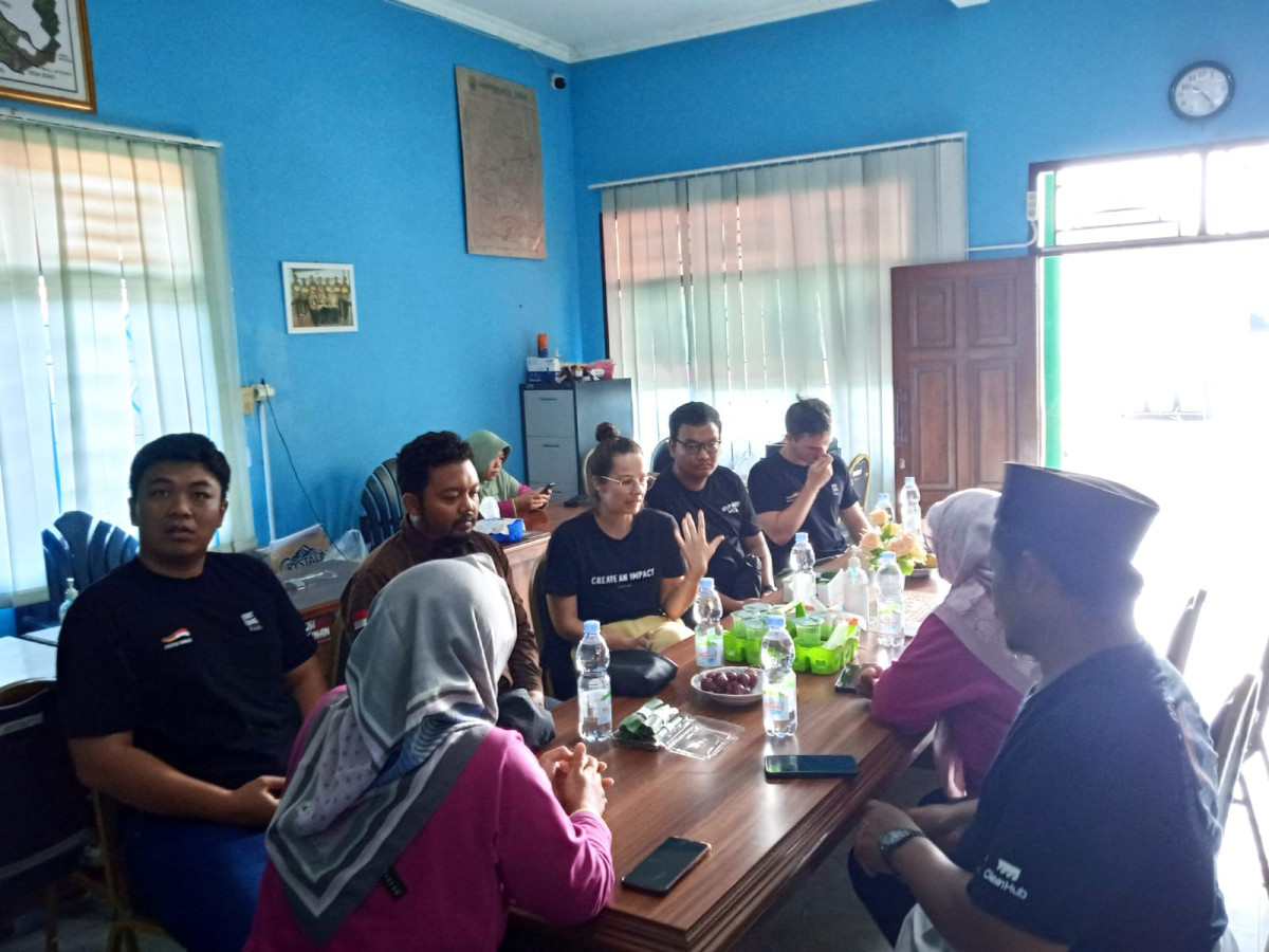 Kunjungan ke Bank Sampah