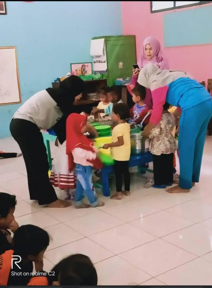 Makan bersama