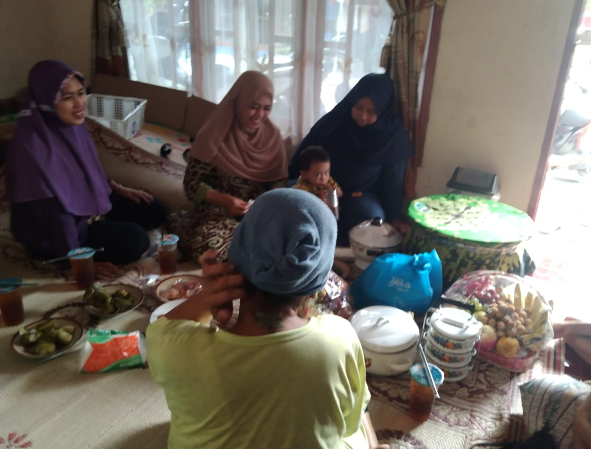 Rombongan munjung besan