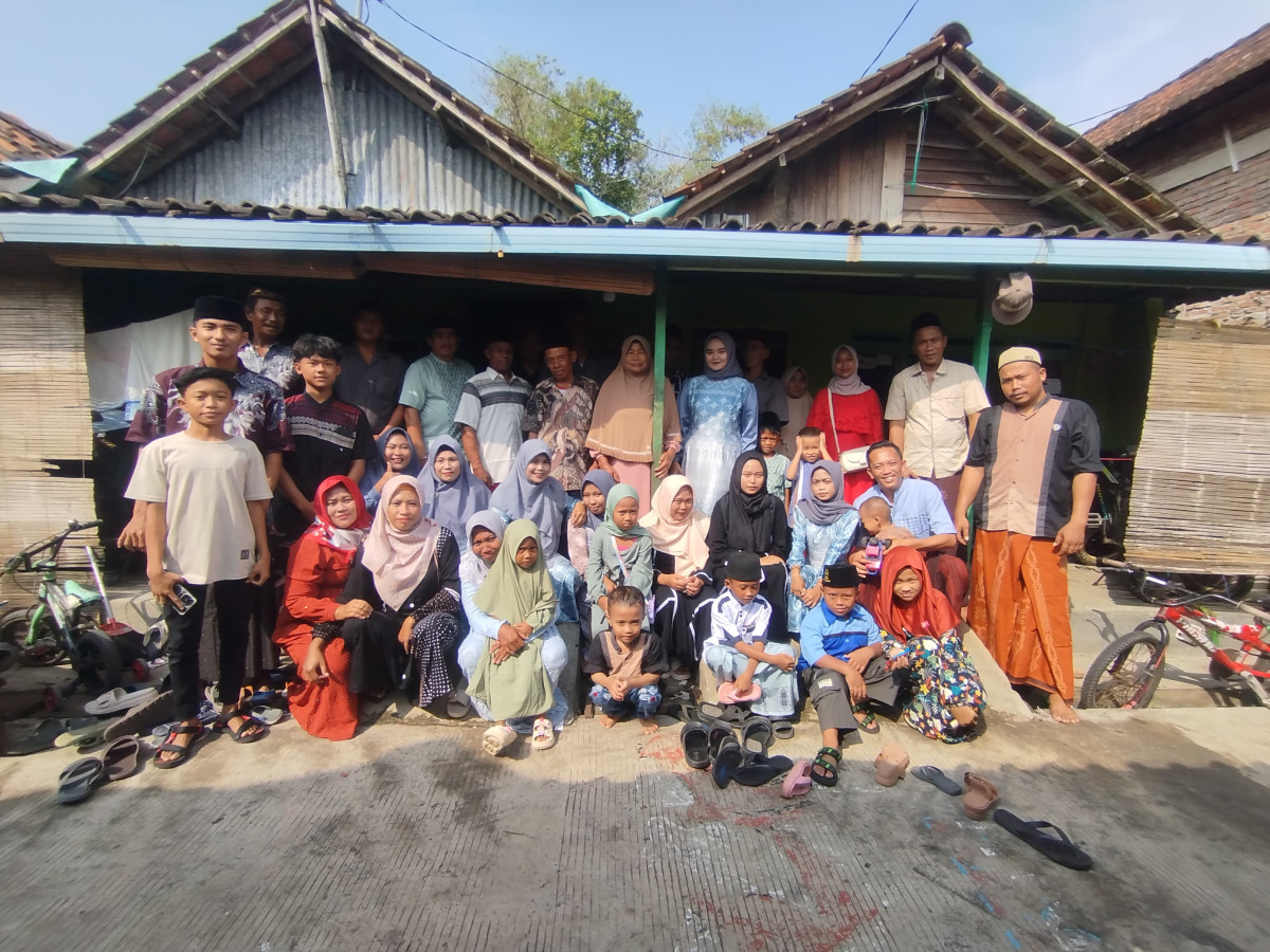 Halal bihalal keluarga besar Bani Kasmin