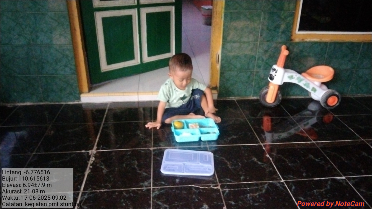 Pemberian PMT pada balita stunting yang ke 47