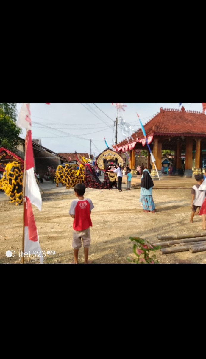 Tradisi barongan