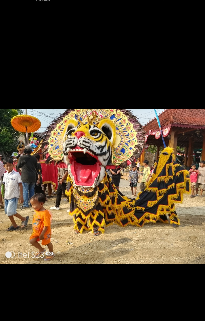 Tradisi barongan