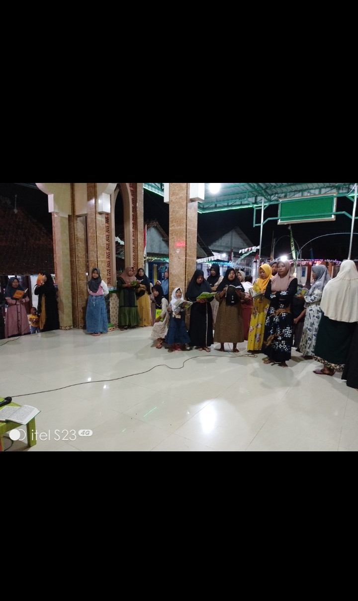 Berjanjen maulud nabi